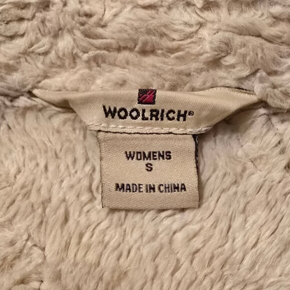 Woolrich Faux Leather Leaf Print Distressed Sherpa Lined Vest Sz S - Picture 6 of 8
